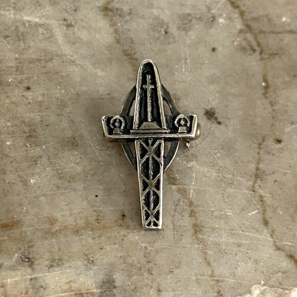 VTG James Avery Sterling Silver 925 Tiny Unity Marriage Alter Cross Pin Brooch - Picture 6 of 16